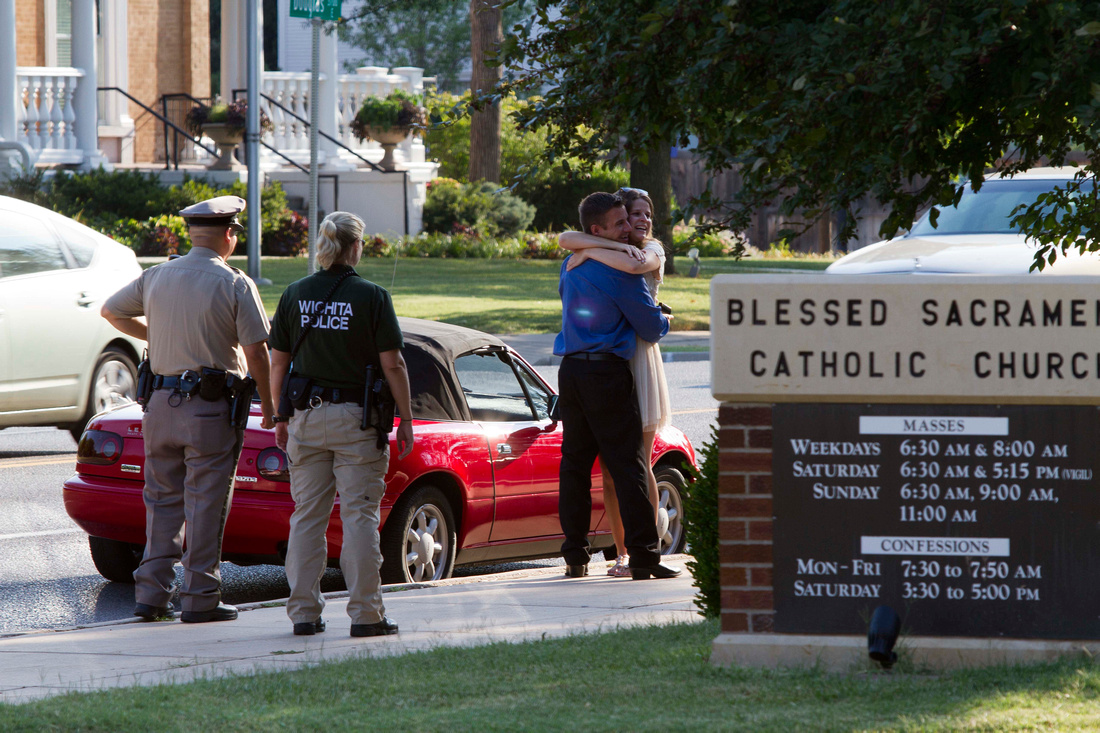 blessed sacrament wichita, wichita wedding photography, wichita wedding photographers, wichita ks